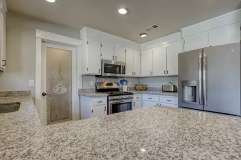 9245 Chaparral Dr, Redding, CA 96001 photo 10