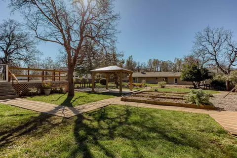 9245 Chaparral Dr, Redding, CA 96001 photo 32