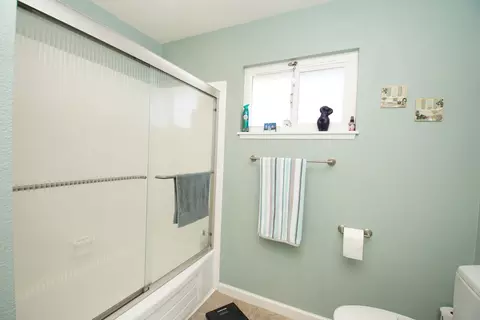 7057 Granada, Redding, CA 96002 photo 13
