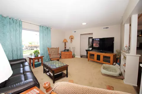 7057 Granada, Redding, CA 96002 photo 8