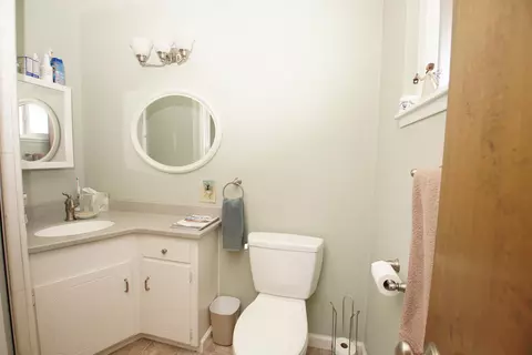 7057 Granada, Redding, CA 96002 photo 15