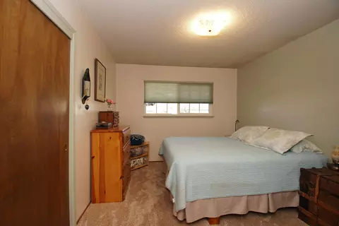 7057 Granada, Redding, CA 96002 photo 10