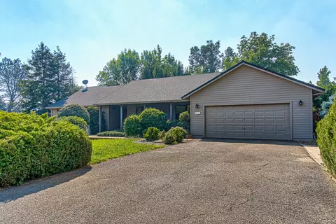 19667 Paso Robles Ave, Redding, CA 96003 photo 2