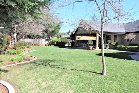 4670 St Charles Dr, Redding, CA 96002 photo 44