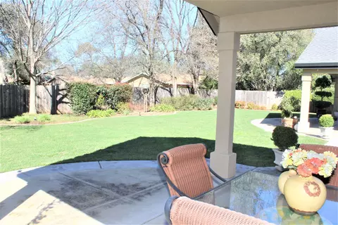 4670 St Charles Dr, Redding, CA 96002 photo 46