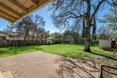 2846 Robert Ct, Redding, CA 96002 photo 16