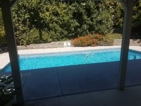1296 Denton Way, Redding, CA 96002 photo 2