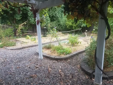 1296 Denton Way, Redding, CA 96002 photo 7