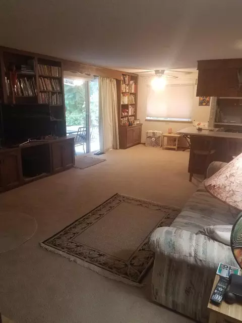 1296 Denton Way, Redding, CA 96002 photo 15