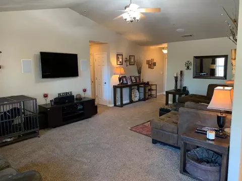 2110 Hawn Ave, Redding, CA 96002 photo 4