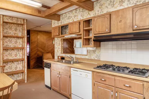 17804 Benfer Dr, Anderson, CA 96007 photo 9