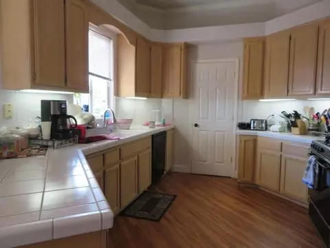 915 Hillsdale Ct, Redding, CA 96003 photo 5