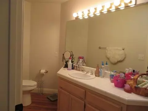 915 Hillsdale Ct, Redding, CA 96003 photo 6