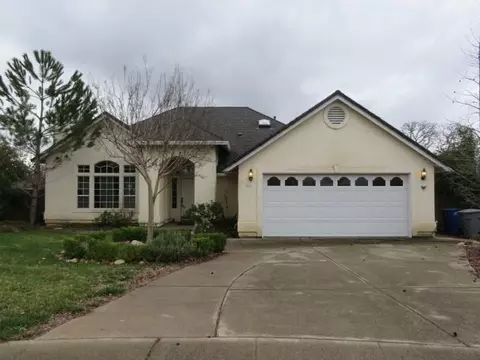 915 Hillsdale Ct, Redding, CA 96003 photo 1