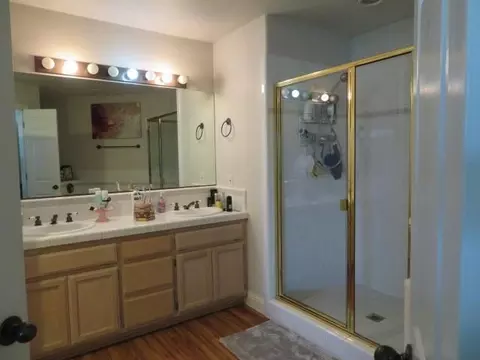 915 Hillsdale Ct, Redding, CA 96003 photo 10