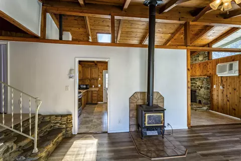 136 Quartz Hill Rd, Redding, CA 96003 photo 6