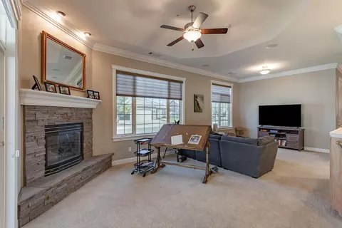 2385 Voltaire Way, Redding, CA 96003 photo 6