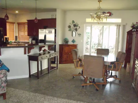 2403 Petroglyph St, Redding, CA 96002 photo 2