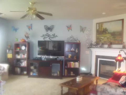 2403 Petroglyph St, Redding, CA 96002 photo 8