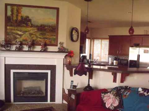 2403 Petroglyph St, Redding, CA 96002 photo 7
