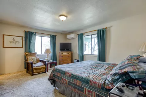 10699 Old Oregon Trl, Redding, CA 96003 photo 14