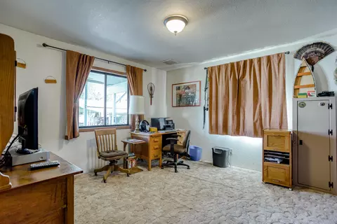 10699 Old Oregon Trl, Redding, CA 96003 photo 13