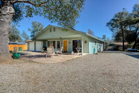 10699 Old Oregon Trl, Redding, CA 96003 photo 17
