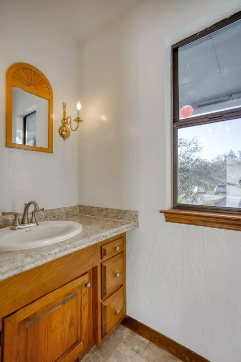3526 West St, Redding, CA 96001 photo 24