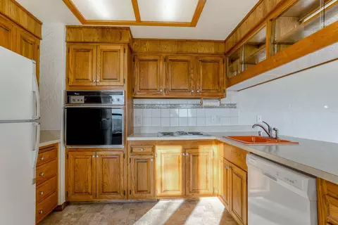3526 West St, Redding, CA 96001 photo 19