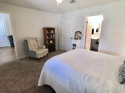 3880 Oro St, Redding, CA 96001 photo 22