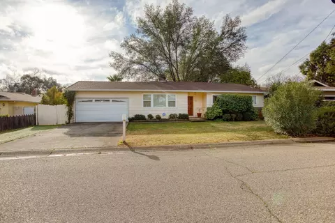 1183 Denton Way, Redding, CA 96002 photo 2
