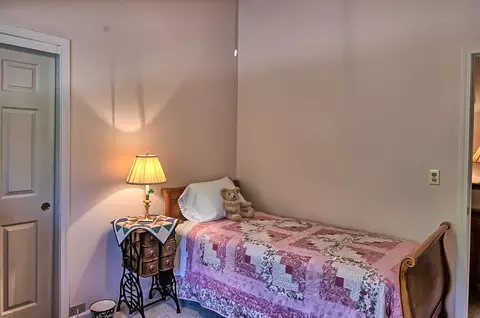127 Yolla Bolly Trl, Redding, CA 96003 photo 24