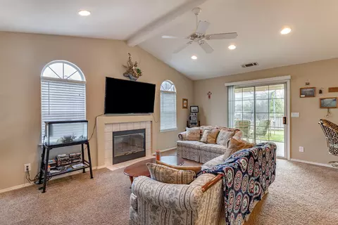 760 Springer Dr, Redding, CA 96003 photo 3
