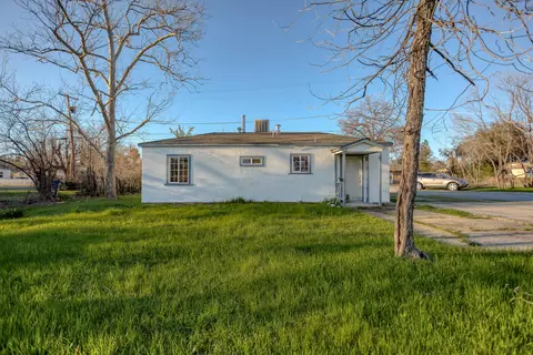 1121 Hawthorne Ave, Redding, CA 96002 photo 4
