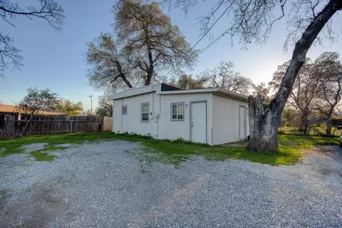 1121 Hawthorne Ave, Redding, CA 96002 photo 10