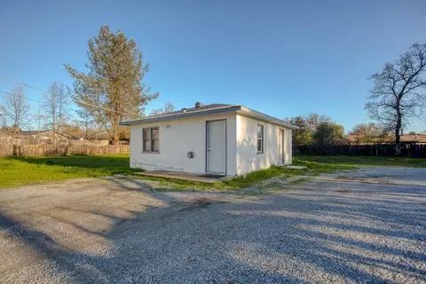 1121 Hawthorne Ave, Redding, CA 96002 photo 9