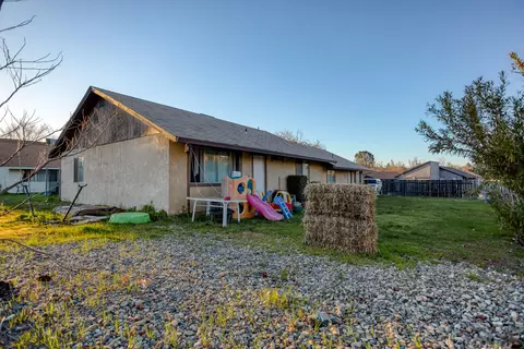 3439 Magnums Way, Redding, CA 96003 photo 3