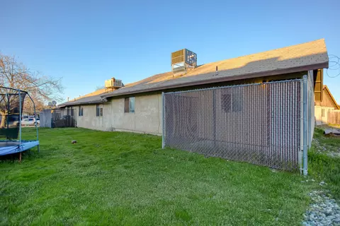 3439 Magnums Way, Redding, CA 96003 photo 7