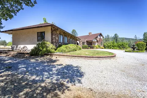 8012 Sans Souci Dr, Redding, CA 96001 photo 41