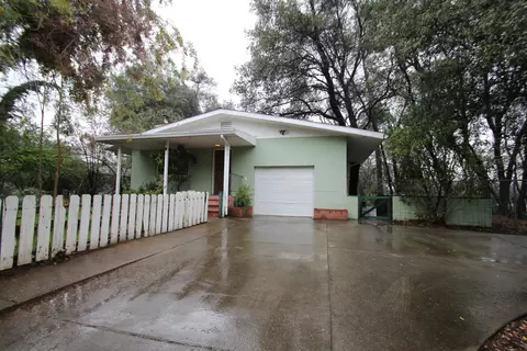 17778 Irish Rd, Redding, CA 96003 photo 1