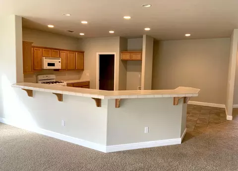 560 Vallecito Ct, Red Bluff, CA 96080 photo 4