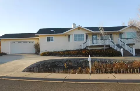 831 Northview Dr, Yreka, CA 96097 photo 16