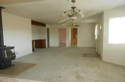 831 Northview Dr, Yreka, CA 96097 photo 3