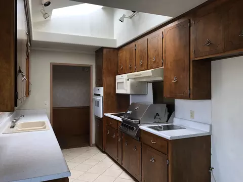 7084 Granada Dr, Redding, CA 96002 photo 6