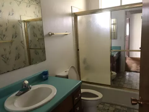 7084 Granada Dr, Redding, CA 96002 photo 9