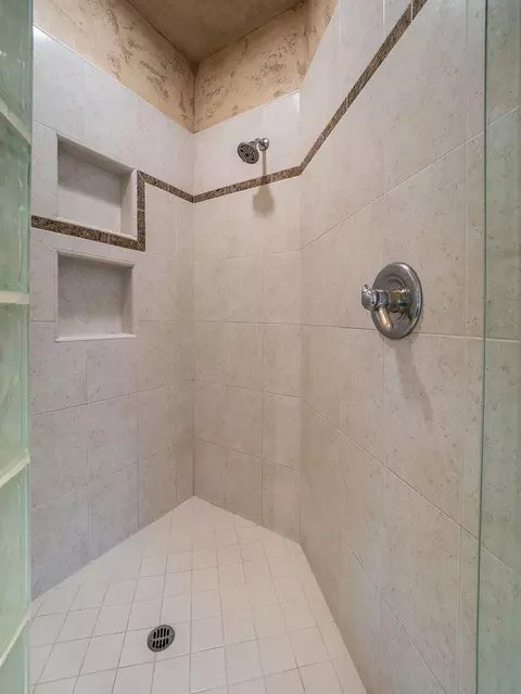 2575 Templeton Dr, Redding, CA 96002 photo 19