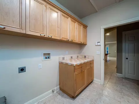 2575 Templeton Dr, Redding, CA 96002 photo 26