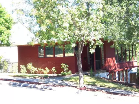 2408 Butte St, Redding, CA 96001 photo 1