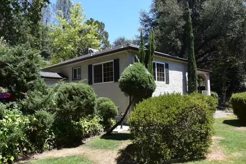1478 Benton Dr, Redding, CA 96003 photo 1