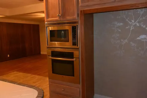 1478 Benton Dr, Redding, CA 96003 photo 5